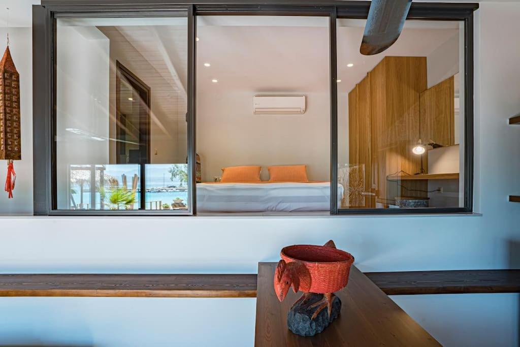 חאניה Sea And Sun Metaxy Mas, Brand-New, Beachfront ! מראה חיצוני תמונה