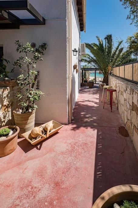 חאניה Sea And Sun Metaxy Mas, Brand-New, Beachfront ! מראה חיצוני תמונה